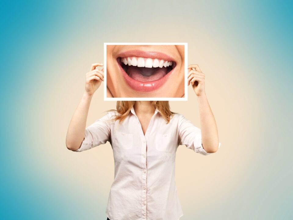 How To Have White Teeth?