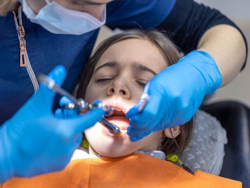 How to Control Bleeding After Wisdom Tooth Removal