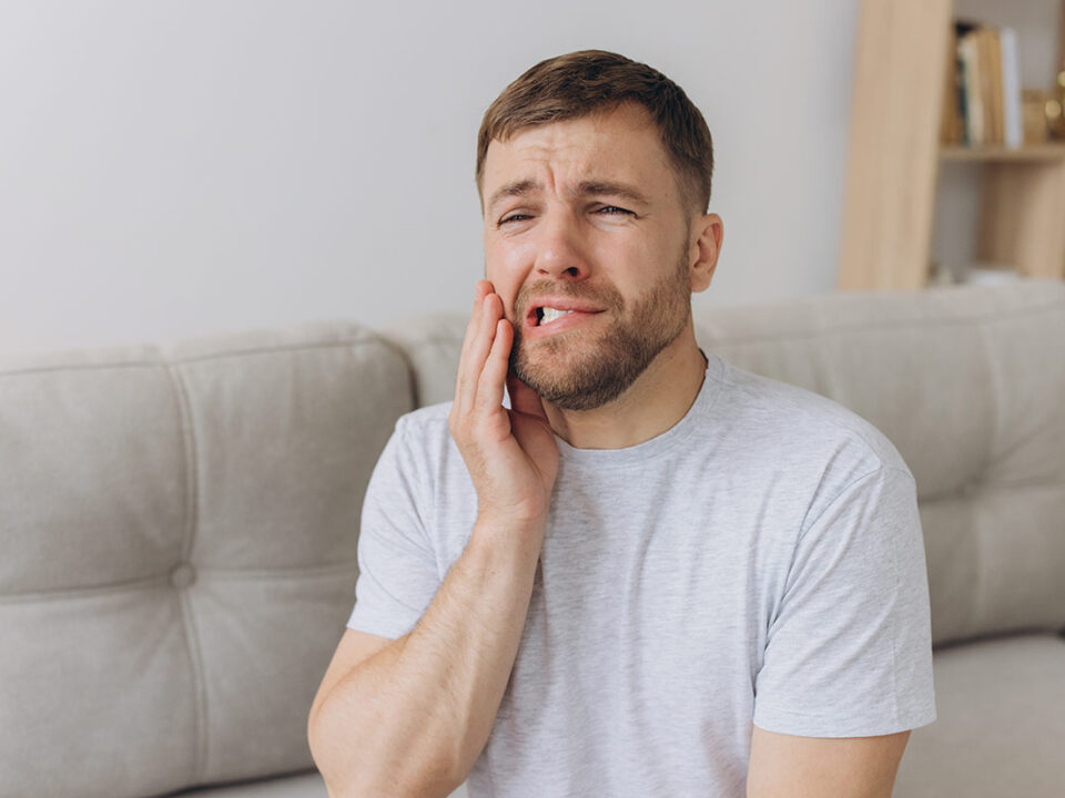 How to Stop Wisdom Tooth Pain?