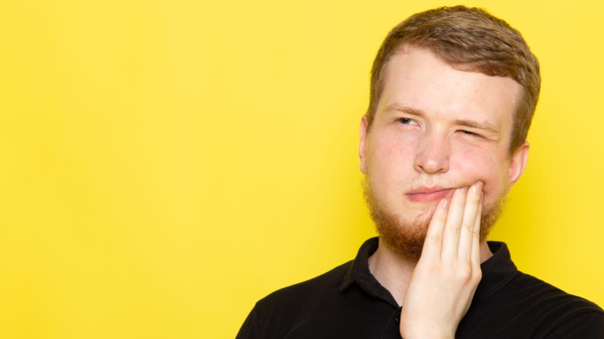 Plaque on Teeth & Gingivitis: Warning Signs Kirkland Dentists Treat Daily