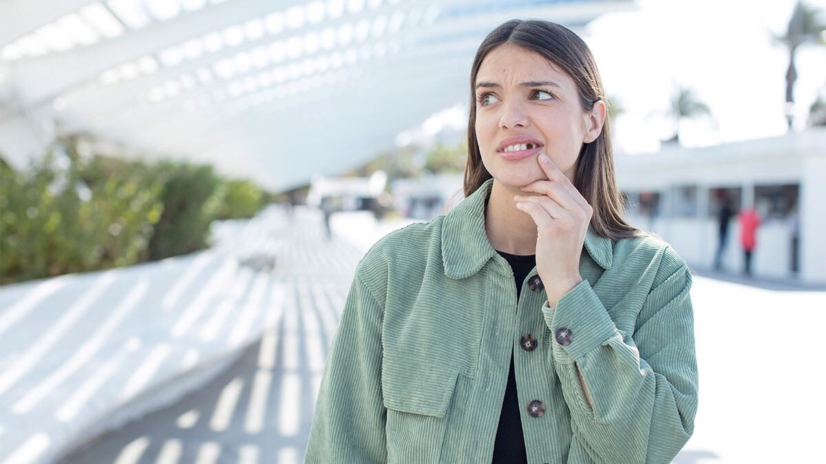What to Do If a Tooth Gets Knocked Out?