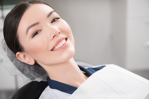 Professional Teeth Whitening Treatment From A  Cosmetic Dentist