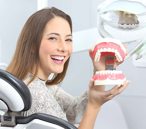 Implant Dentist